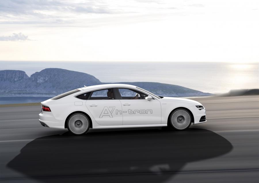  Audi A7 Sportback h-tron Quattro Concept 2014 года  (фото 18 из 34)